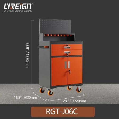 Заводской цех с тележкой для инструментов с ЧПУ с ременным замком