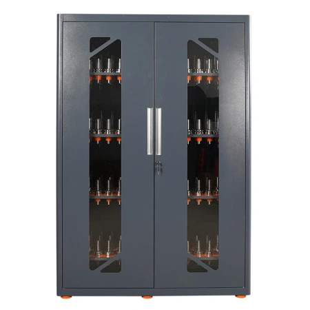 Увеличенный шкаф для инструментов с ЧПУ удваивает площадь хранения