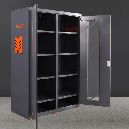 Увеличенный шкаф для инструментов с ЧПУ удваивает площадь хранения